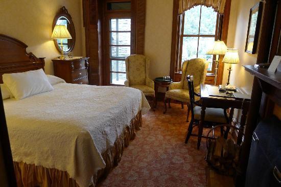 Mohonk Mountain House Hotel New Paltz Room photo