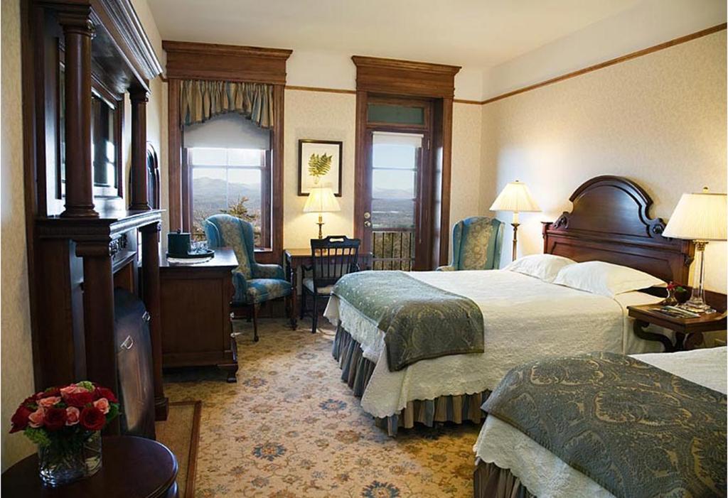 Mohonk Mountain House Hotel New Paltz Room photo