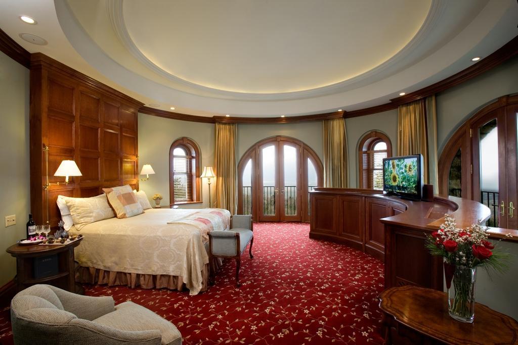 Mohonk Mountain House Hotel New Paltz Room photo
