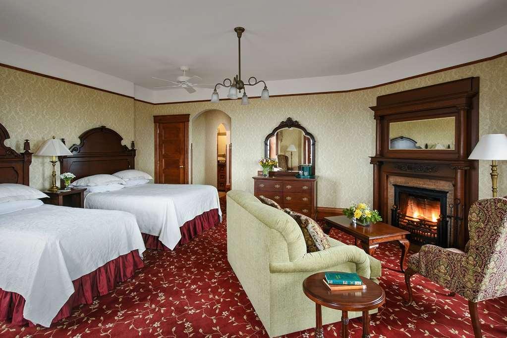 Mohonk Mountain House Hotel New Paltz Room photo