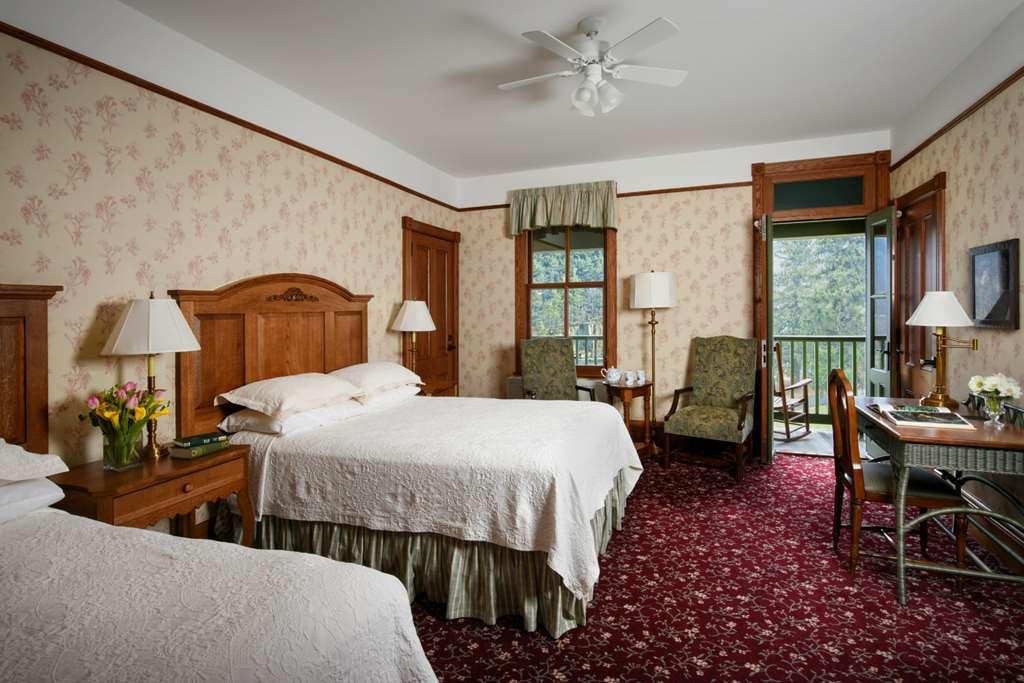 Mohonk Mountain House Hotel New Paltz Room photo